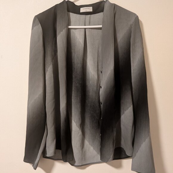 Aritzia Babaton Grey Black Stripe Power Blouse In Size Small - Picture 5 of 12